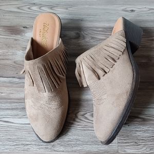 Ariat Unbridled Shirley Slip On Fringed Mules 9.5